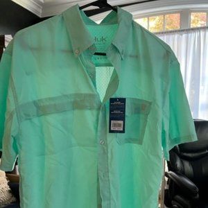 Mens Medium HUK Mint Shirt